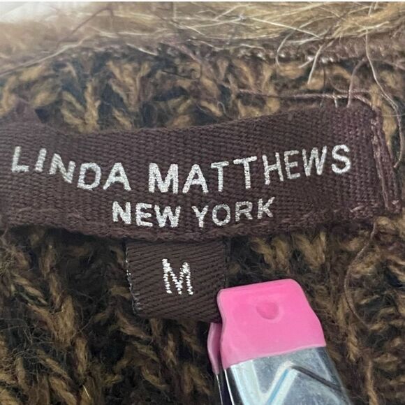 Linda Matthews Open Cardigan Sleeveless Vest with Faux Fur Collar Size M - Picture 3 of 7